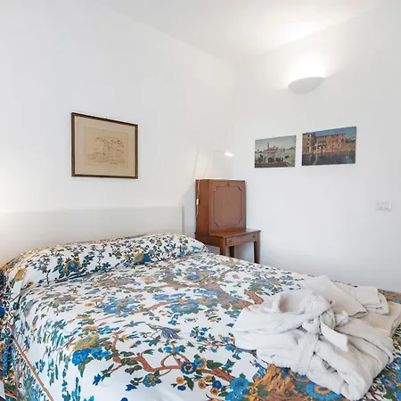 Casa Di Pietra 度假居 *